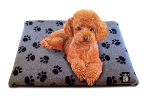 FLEECY DOG CRATE MATS / TRAVEL BEDS - Various Sizes & Colours